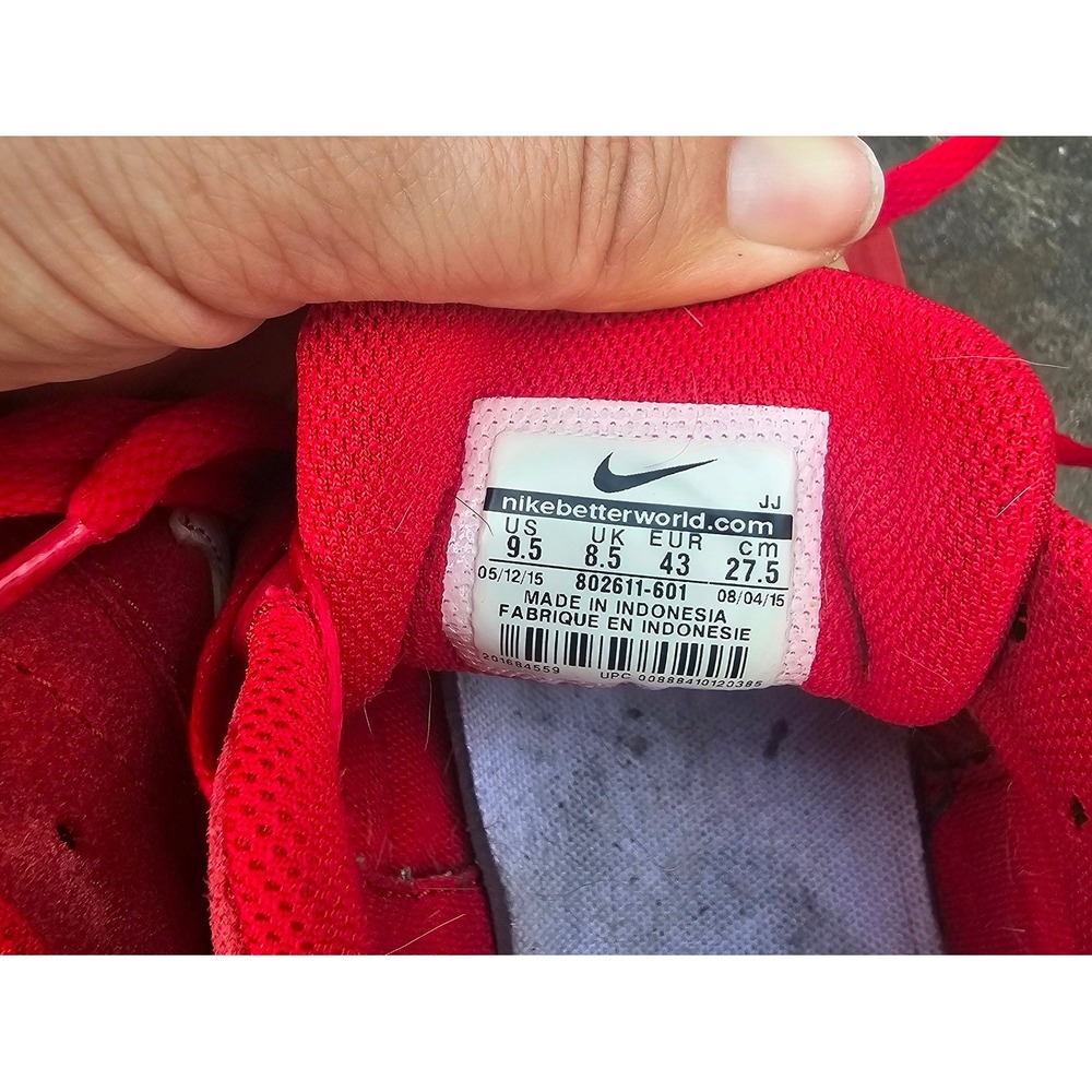 Nike Air Max Tavas Mens 9.5 Red Suede White Swoosh Low Top Sneakers 802611-601 ~ - Picture 9 of 10
